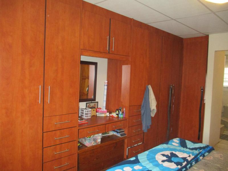 3 Bedroom Property for Sale in Langenhovenpark Free State